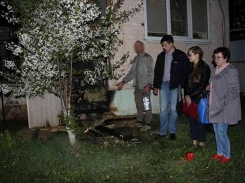 Орловец поджег дом с женой и ее родственниками