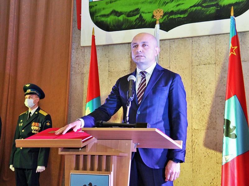 Юрий Парахин официально стал мэром