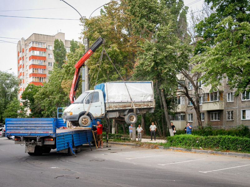 Автомобильный хлам